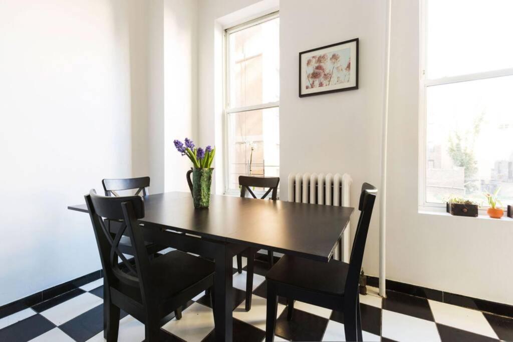 4 Bedroom Nyc Apartment Нью-Йорк Экстерьер фото